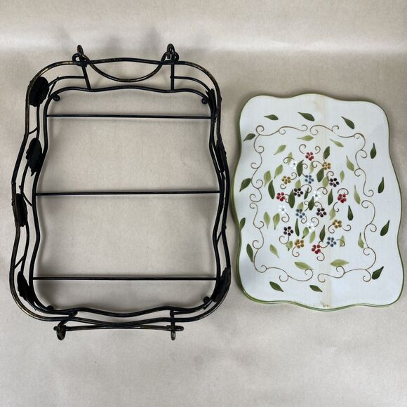 Temp-tations by Tara PETALS Ovenware‎ Metal Basket  & Trivet - Picture 3 of 9